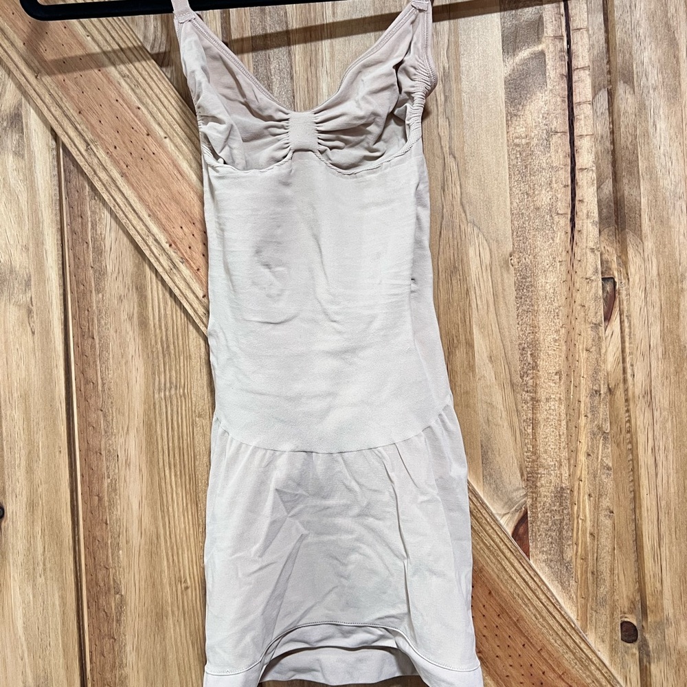SKIMS Slip Dress- Seamless Sculpt